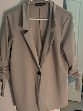 PrettyLittleThing Sage Gray Long Sleeve Top with Tie Detail